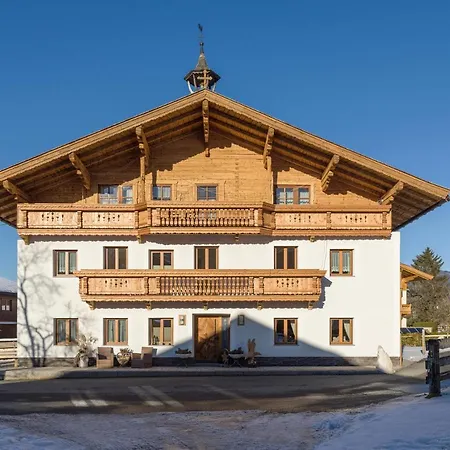 Doellerer Apartment