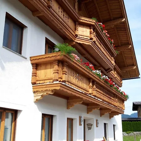 Doellerer Apartment